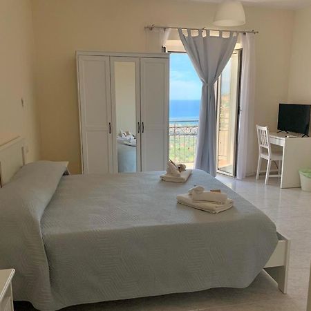 Ferienwohnung Il Nido Delle Rondini Formia Exterior foto