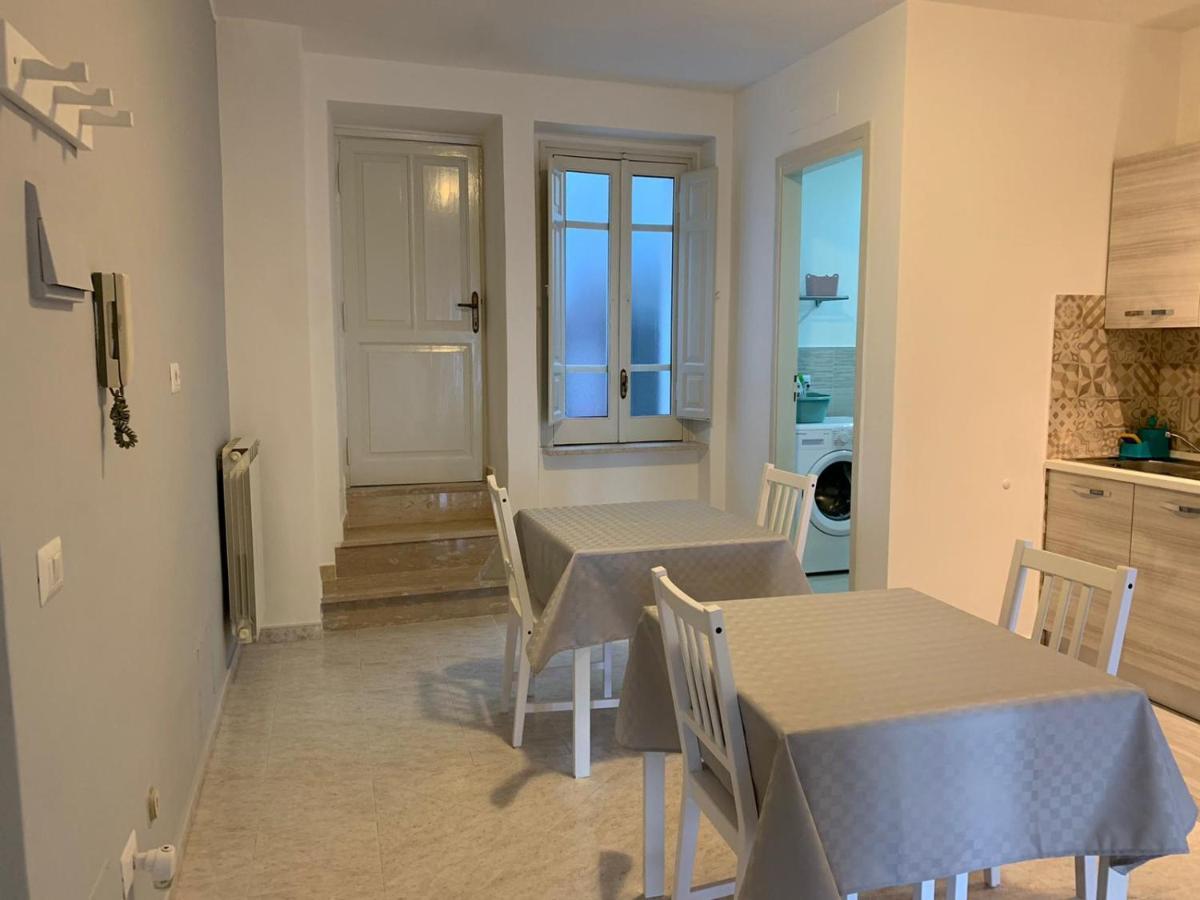 Ferienwohnung Il Nido Delle Rondini Formia Exterior foto