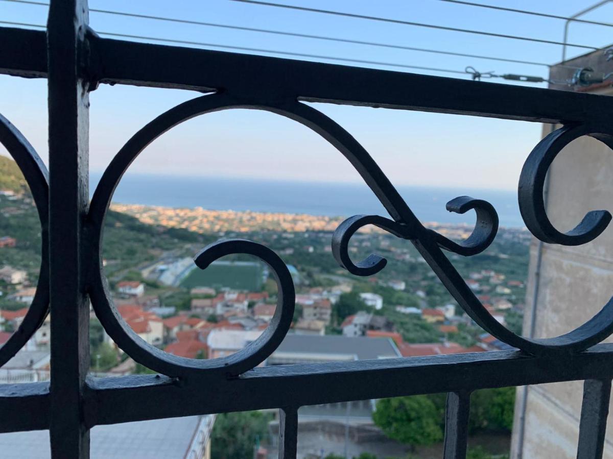 Ferienwohnung Il Nido Delle Rondini Formia Exterior foto