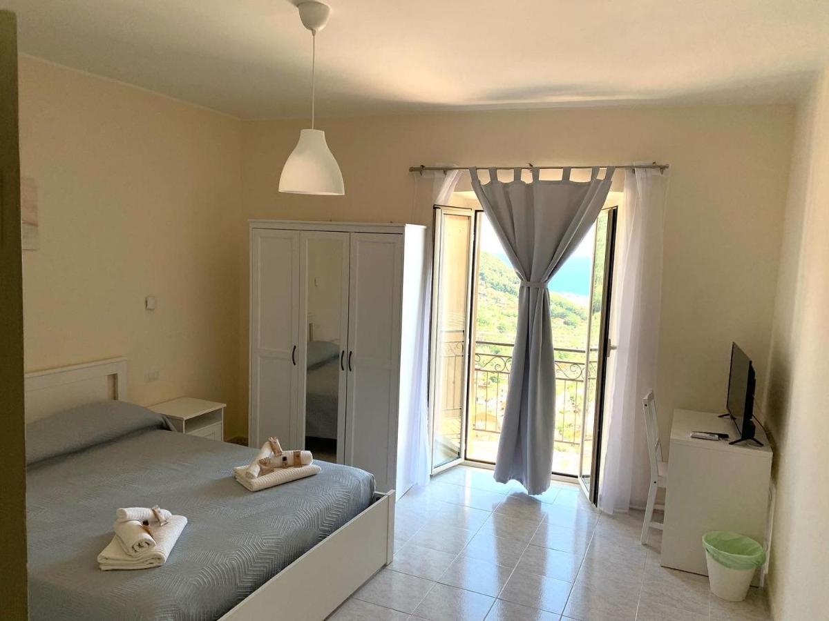 Ferienwohnung Il Nido Delle Rondini Formia Exterior foto